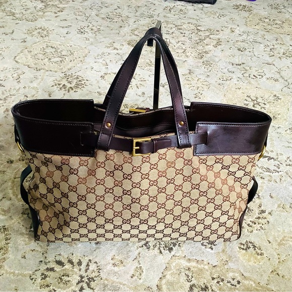 Authentic GUCCI GG logo canvas tote 🔥🔥 - Picture 1 of 15